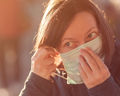 Woman wearing a mask